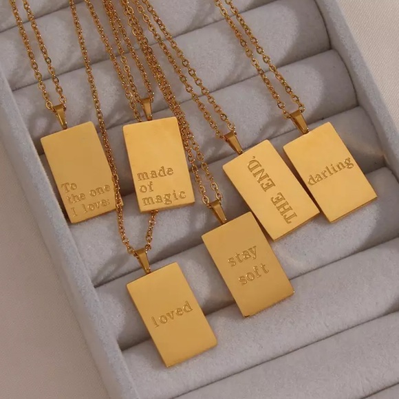 NEW 18K GOLD ENGRAVED LETTERS NECKLACE, NICE NECKLACE, CUTE NECKLACE - Picture 2 of 8
